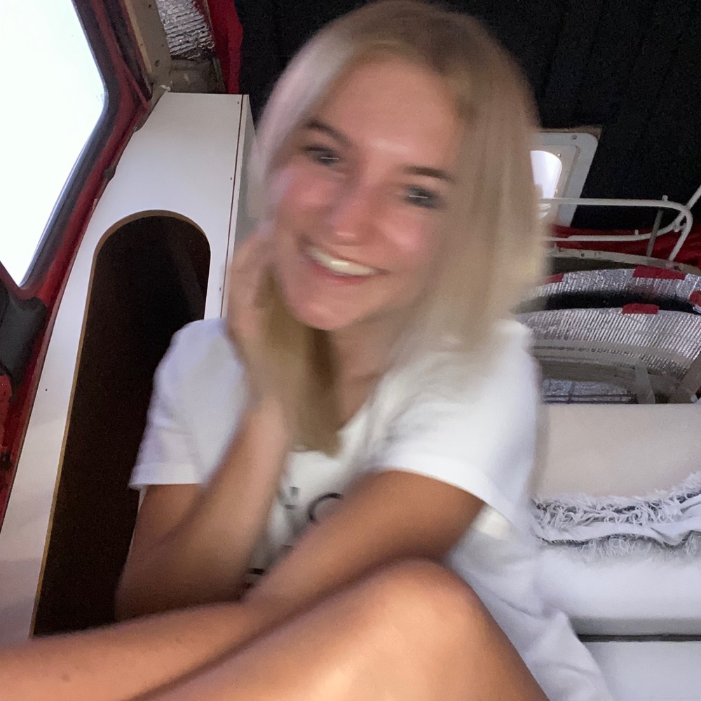 Meet your Posher, Haley